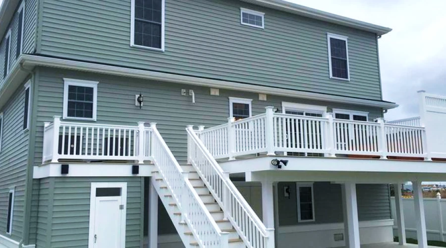 Deck Construction & Renovation 2
